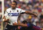 Justin Hodges making George Carmont look very poor.