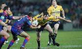 Ben Smith can't find a way through.
