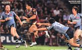 Kurt Gidley races after a rampant Karmichael Hunt.