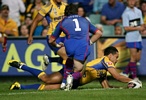 ... Jarryd Hayne goes over for try number two ...